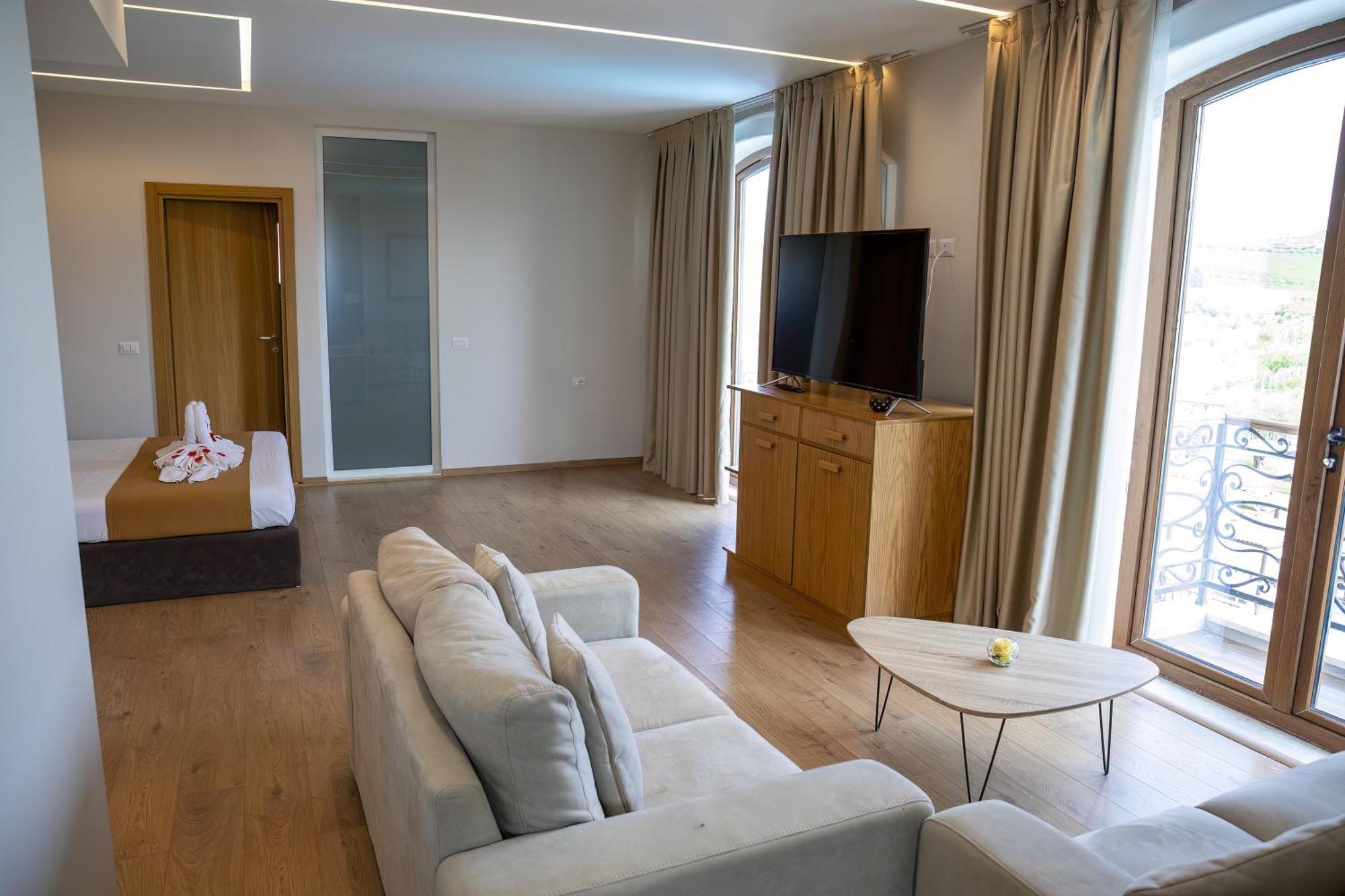 Vinea Resort Durrës 外观 照片