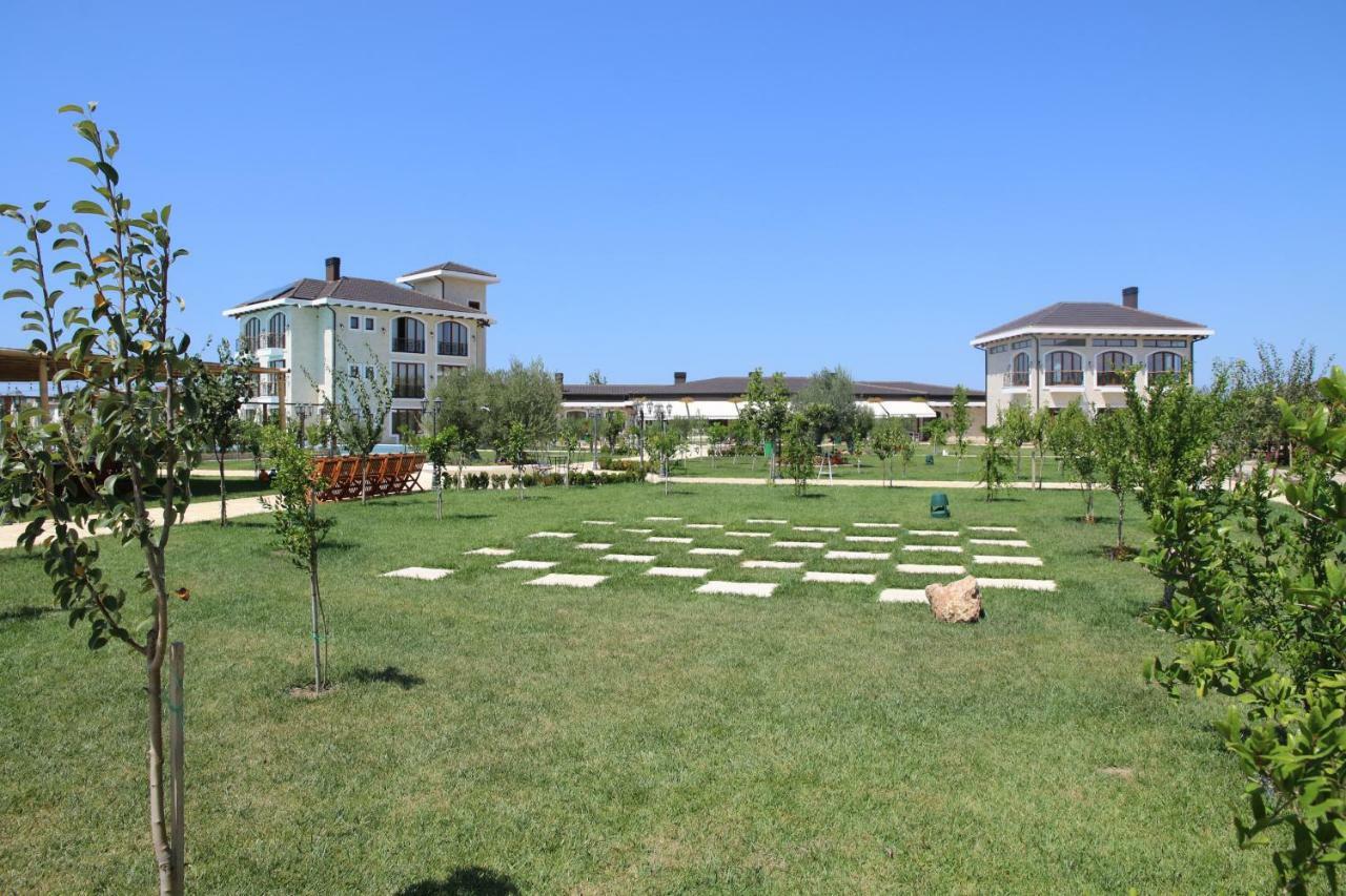 Vinea Resort Durrës 外观 照片