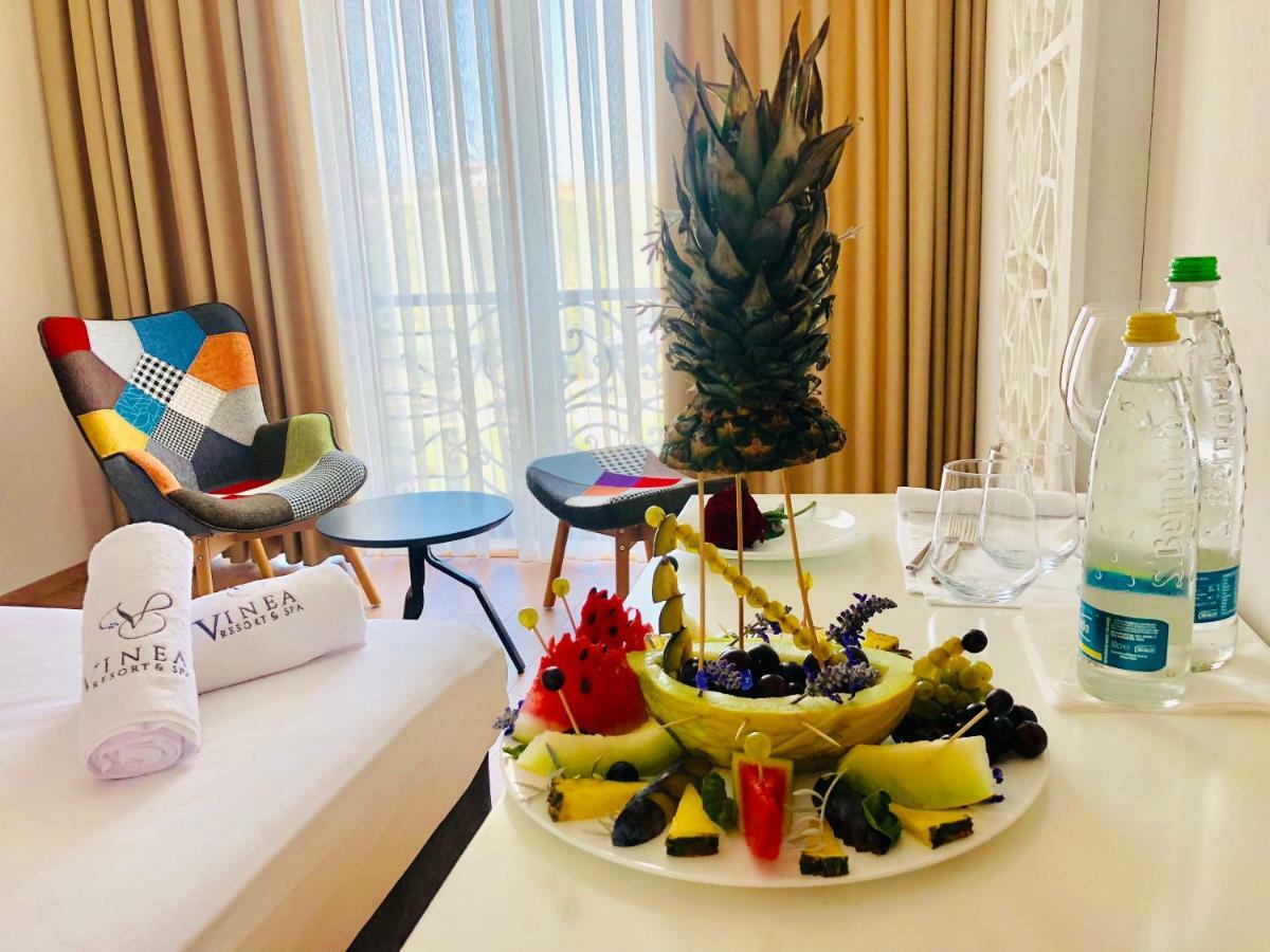 Vinea Resort Durrës 外观 照片